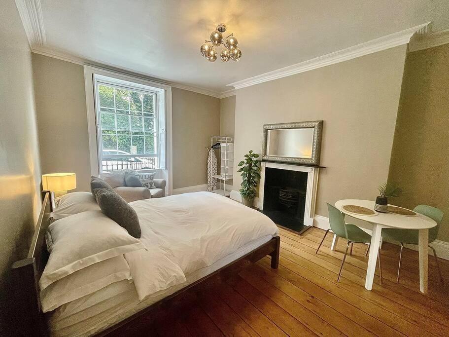 Ground Floor Apartment In Central Bath Exterior foto